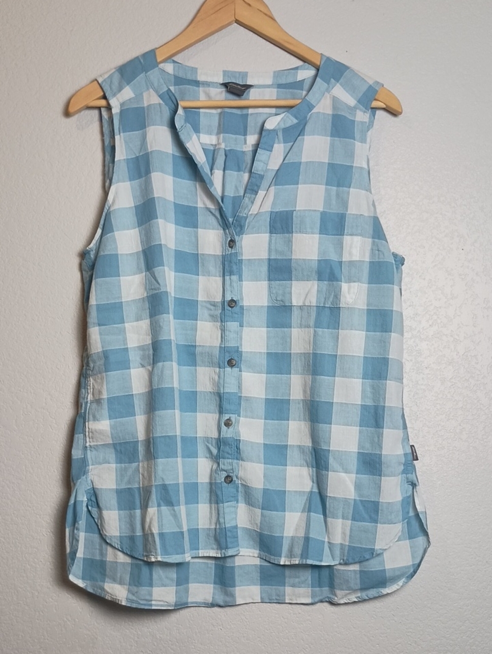 Women's Eddie Bauer Blue and White Checkered Short Sleeve Button Up Tank Top